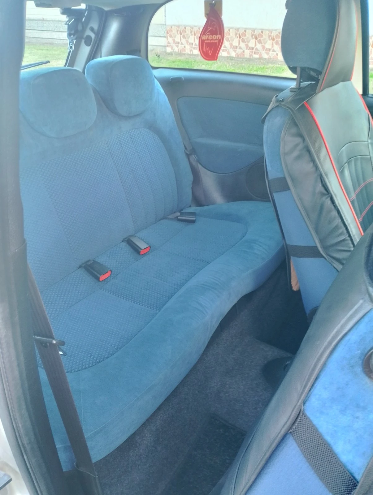 Lancia Ypsilon 1.2 - изображение 10