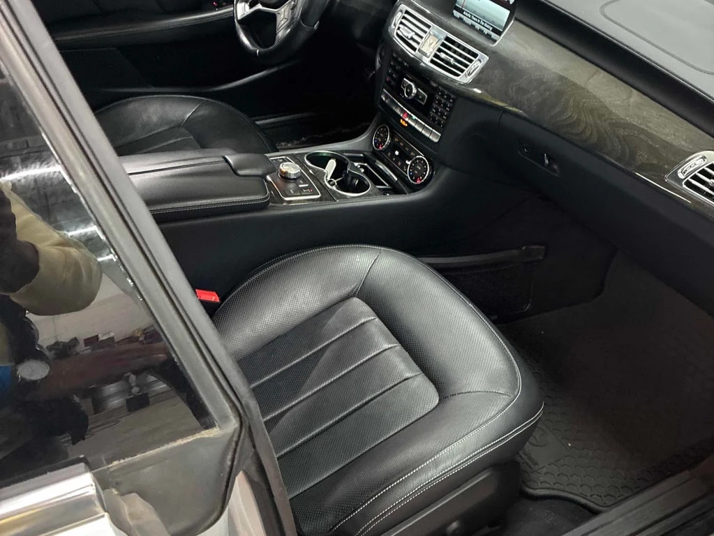 Mercedes-Benz CLS 550 * CARFAX *    | Mobile.bg   13