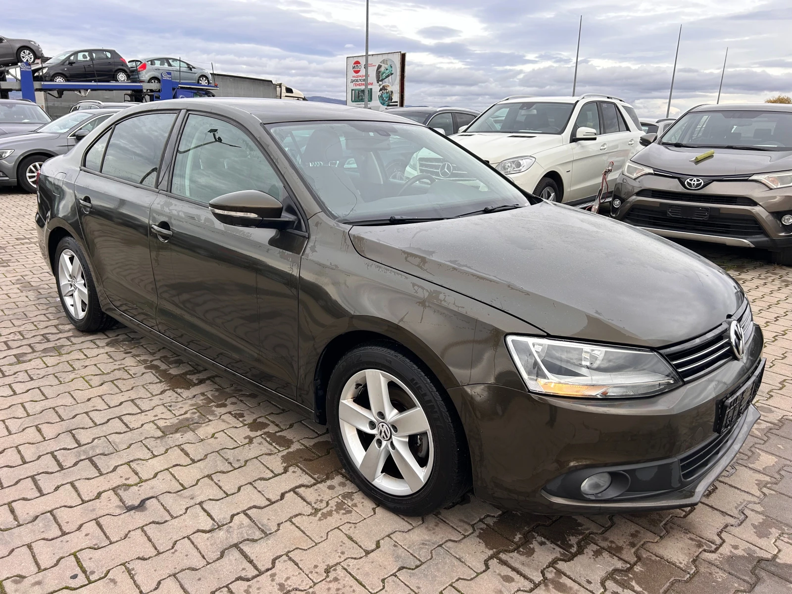 VW Jetta 1.2TSI NAVI EURO 5 | Mobile.bg   4