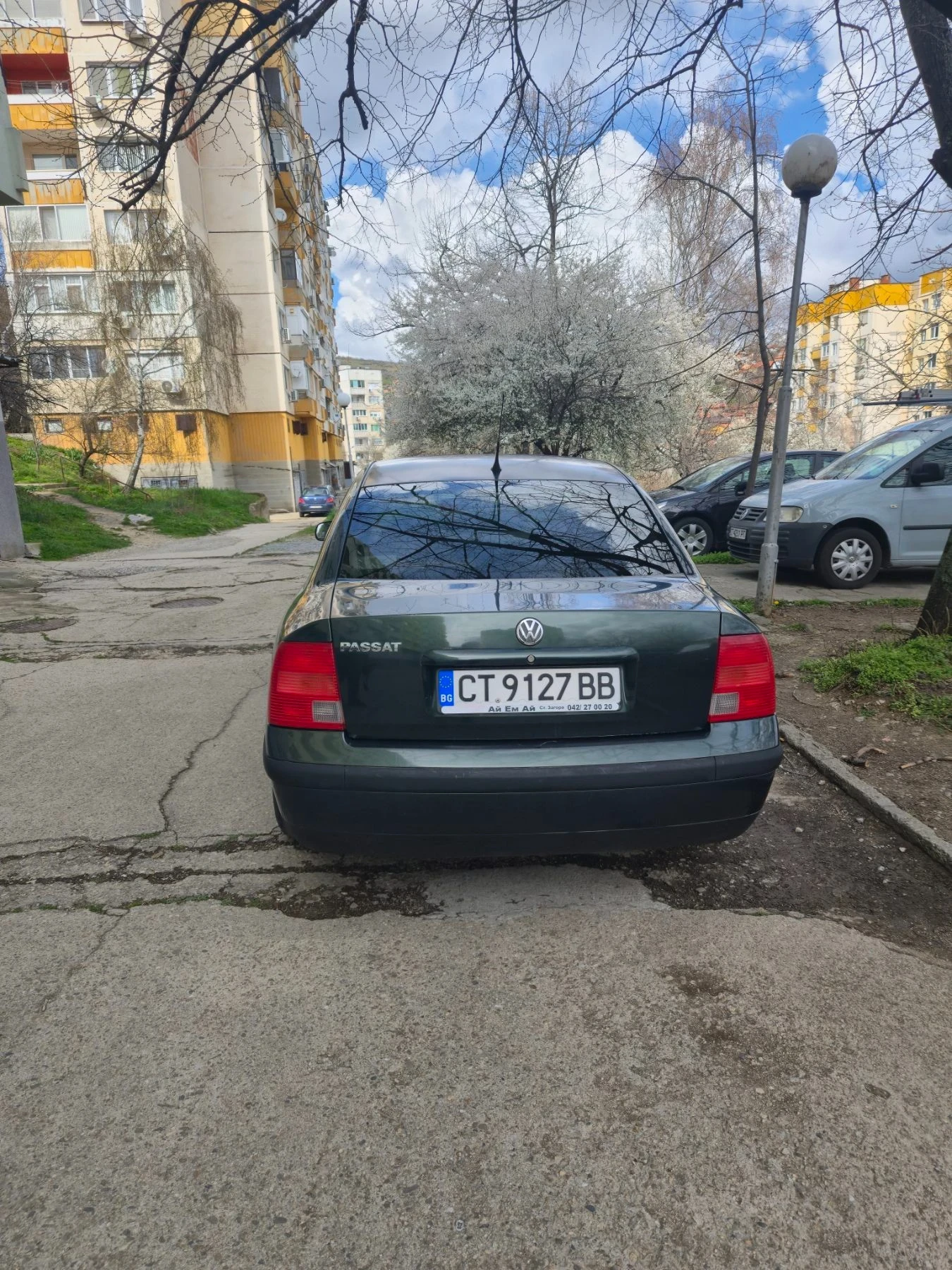 VW Passat, снимка 4 - Автомобили и джипове - 54019040