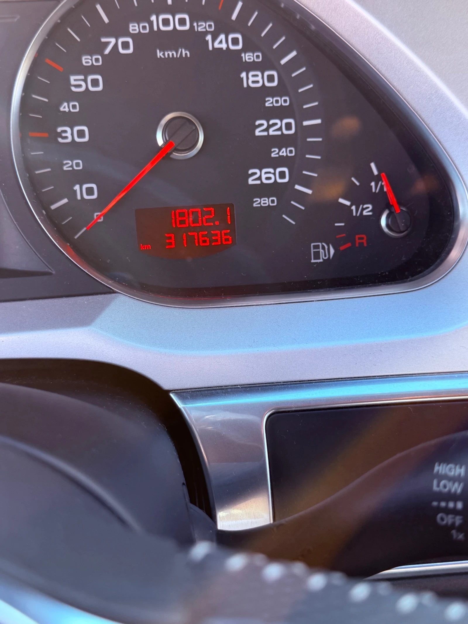 Audi A6 3.0, снимка 6 - Автомобили и джипове - 54238735