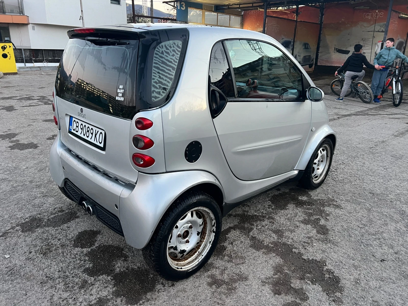 Smart Fortwo 700 facelift, снимка 3 - Автомобили и джипове - 54303673