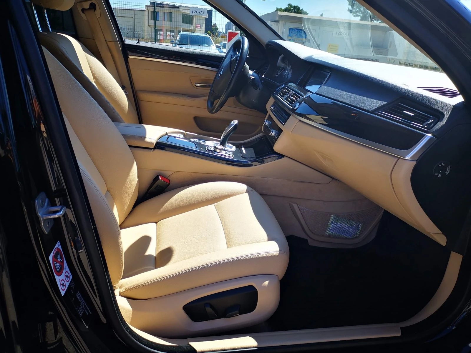 BMW 520 Xdrive, снимка 10 - Автомобили и джипове - 54370732