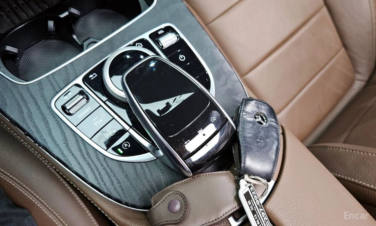 Mercedes-Benz E 250 AVANTGARDE* LANE* ASSIST* 360КАМЕРА* ПОДГРЕВ* , снимка 12 - Автомобили и джипове - 54657668