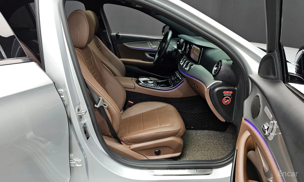 Mercedes-Benz E 250 AVANTGARDE* LANE* ASSIST* 360КАМЕРА* ПОДГРЕВ* , снимка 14 - Автомобили и джипове - 54657668