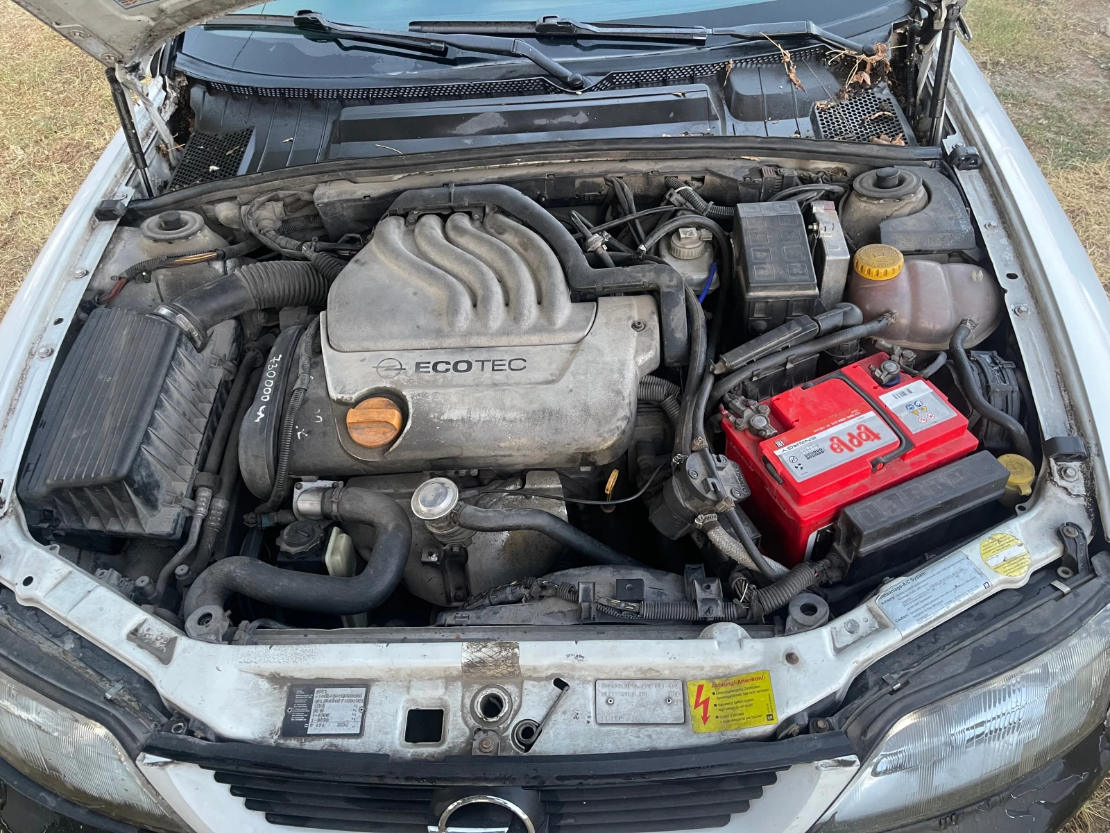 Opel Vectra Vectra B, снимка 13 - Автомобили и джипове - 55540110