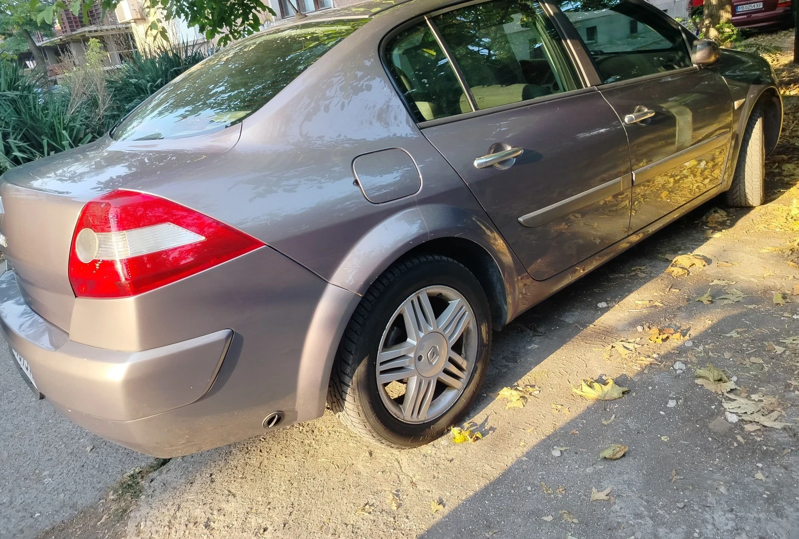 Renault Megane, снимка 6 - Автомобили и джипове - 55771679