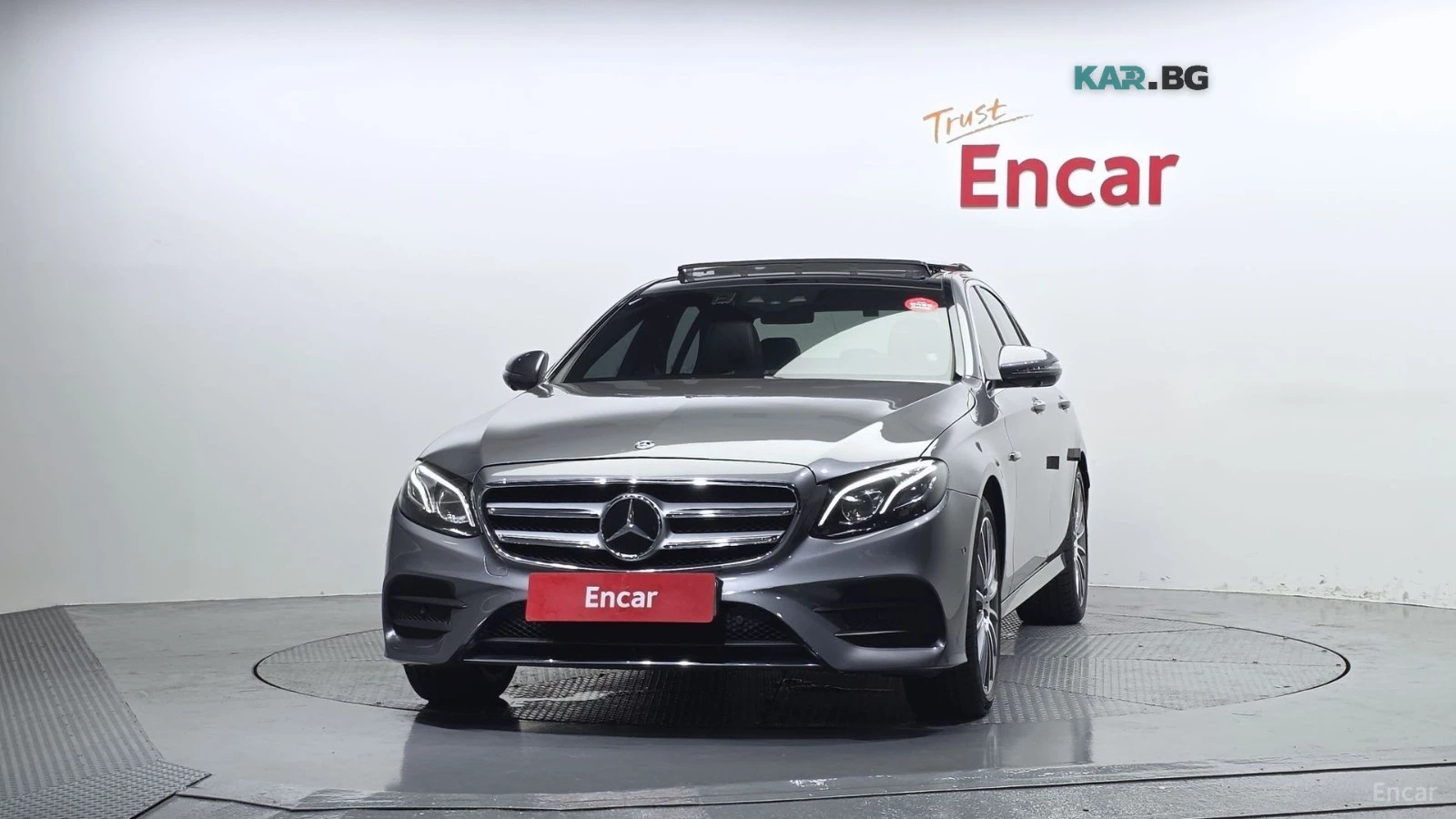 Mercedes-Benz E 350 4MATIC/AMG-LINE/DRIVE-ASSISTS/SUNROOF, снимка 2 - Автомобили и джипове - 55842017