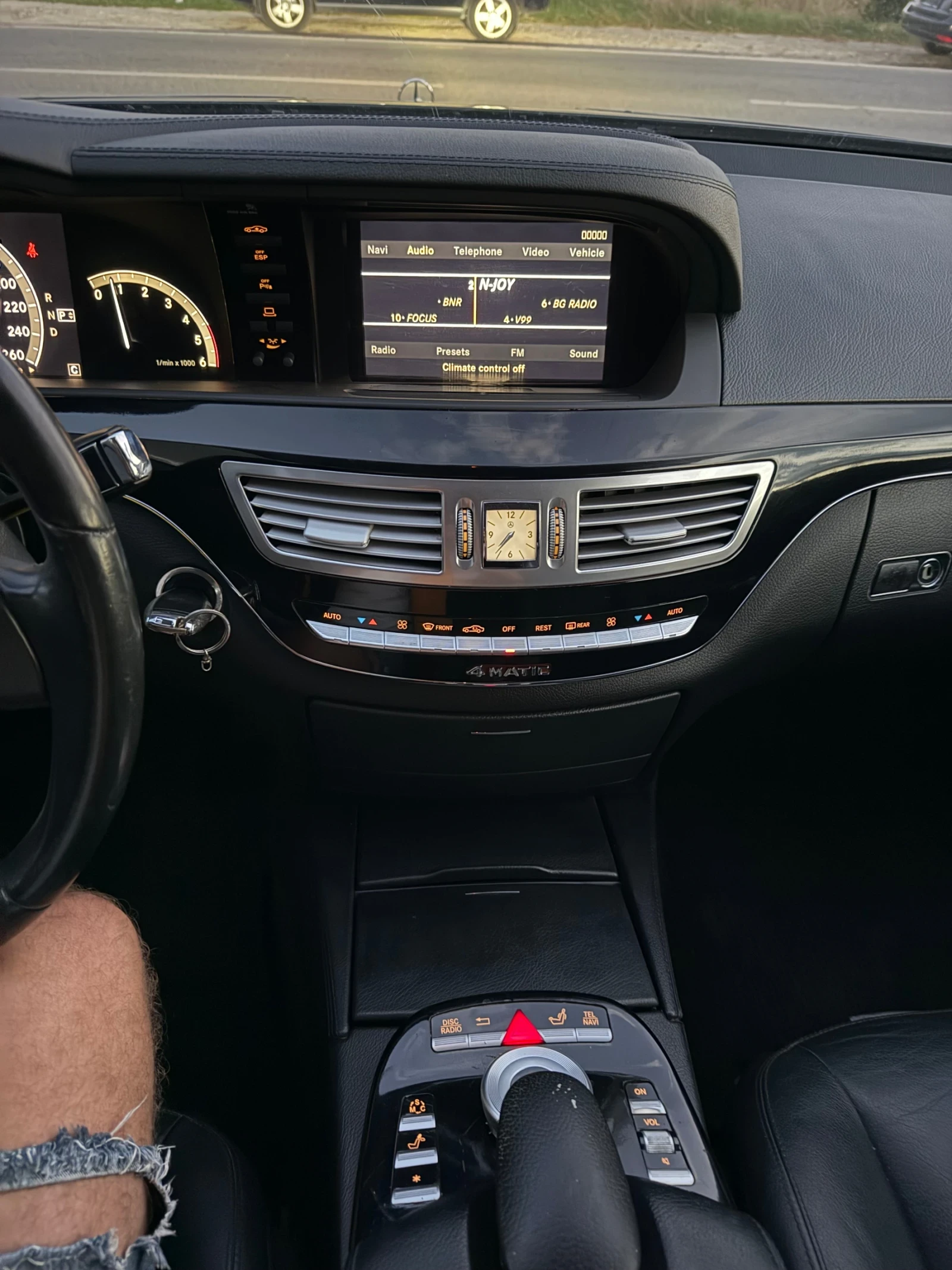 Mercedes-Benz S 320 CDI 4-MATIC, снимка 17 - Автомобили и джипове - 56261293