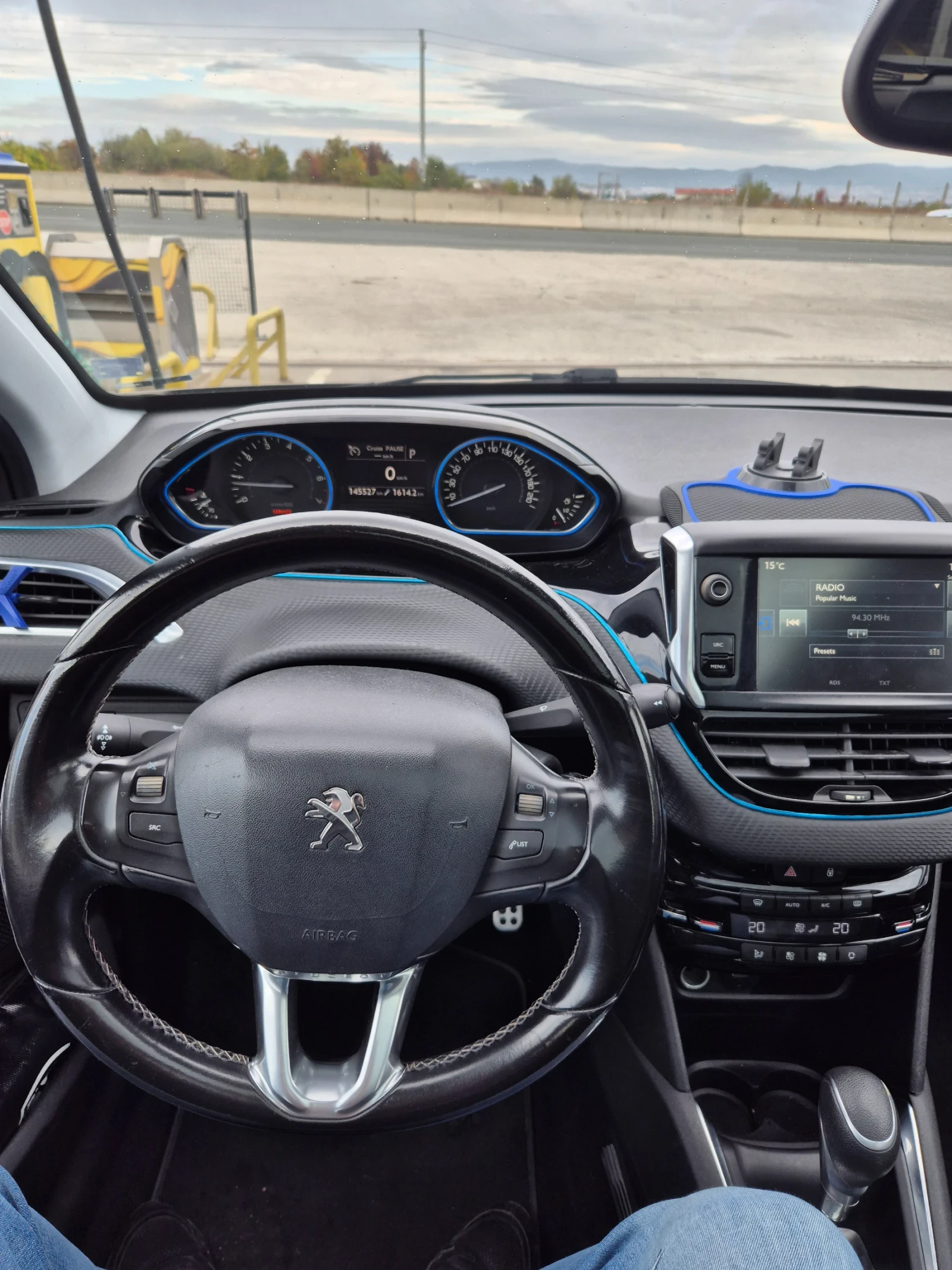 Peugeot 208 GT line , снимка 8 - Автомобили и джипове - 56564136