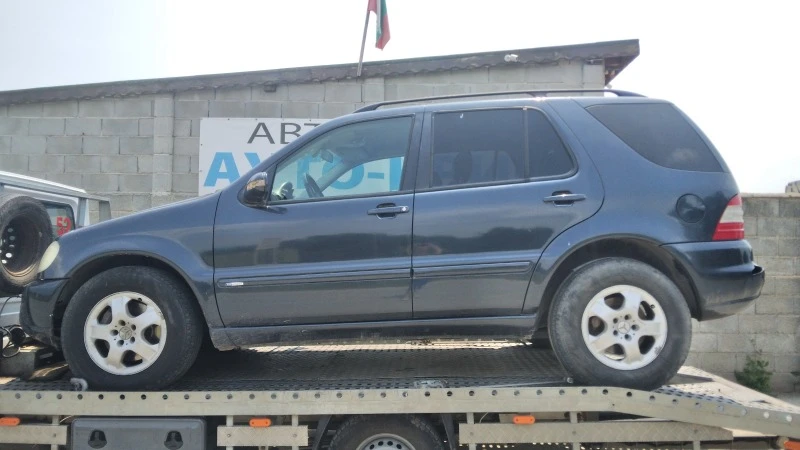 Mercedes-Benz ML 270 CDI 163 к.с., снимка 6 - Автомобили и джипове - 46531808