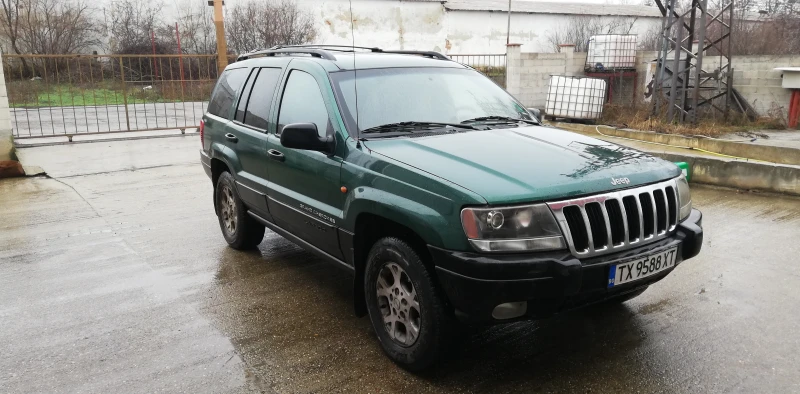 Jeep Grand cherokee Laredo, снимка 1 - Автомобили и джипове - 47641696