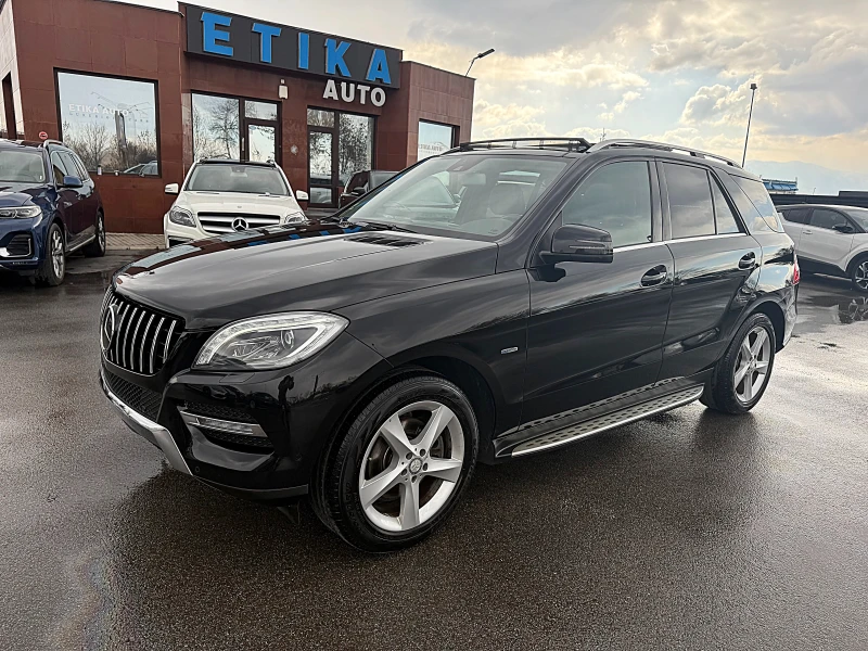 Mercedes-Benz ML 350 AMG OPTIK-PANORAMA-DISTRONIK-МЪРТВА ТОЧКА-ПОДГРЯВА, снимка 3 - Автомобили и джипове - 49250546