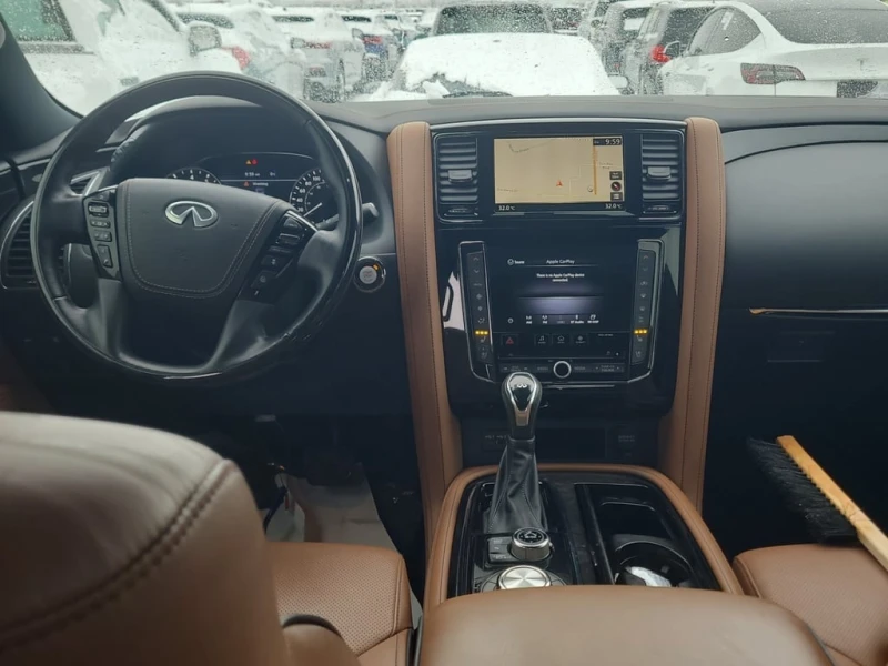 Infiniti QX80 * LUXE * CARFAX * ЦЕНА ДО БГ, снимка 11 - Автомобили и джипове - 53166285