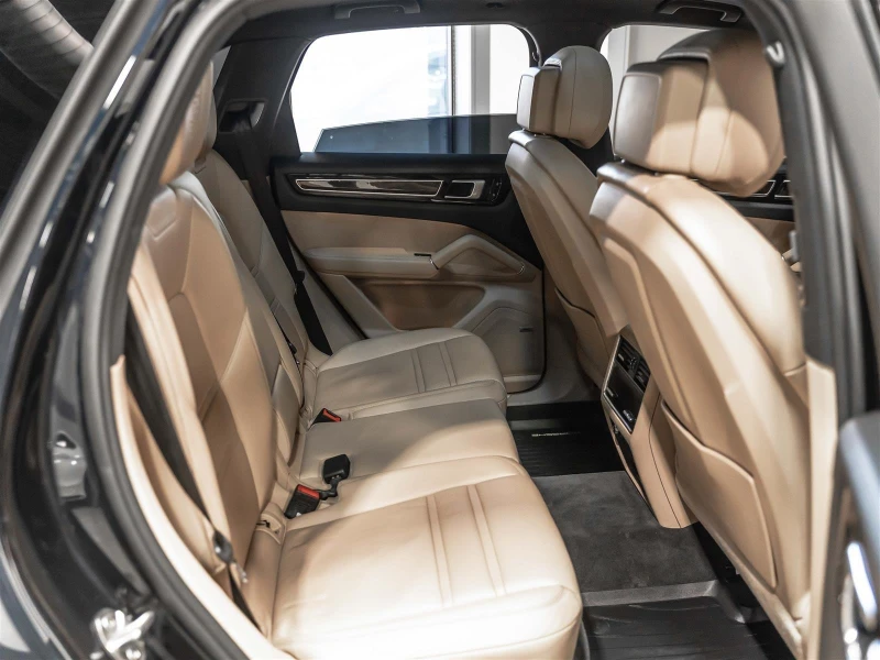 Porsche Cayenne PREMIUM PLUS BOSE С РЕГИСТРАЦИЯ & АВТО КРЕДИТ, снимка 8 - Автомобили и джипове - 53415437