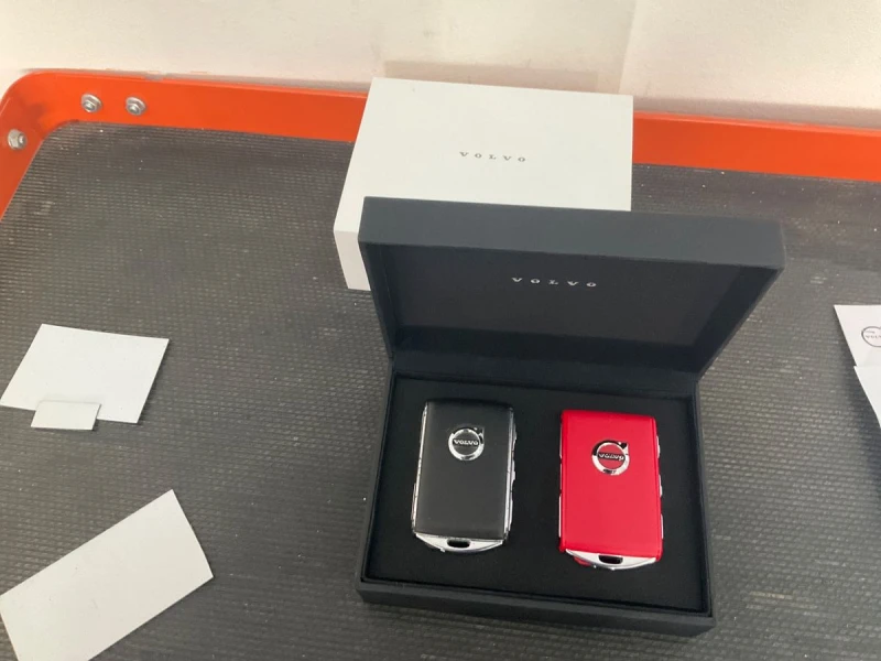 Volvo XC40 Inscription Гаранция 9м//4x4/Panorama/Keyless/Кожа, снимка 4 - Автомобили и джипове - 53478519