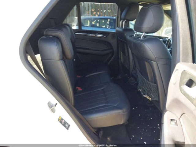 Mercedes-Benz GLE 350 4matic* Harman Kardon* Подгреви* Keyless* Самопарк, снимка 13 - Автомобили и джипове - 52650537