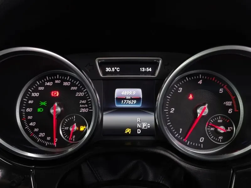 Mercedes-Benz GLE 350d - САМО 30% АВАНС, снимка 8 - Автомобили и джипове - 56112319