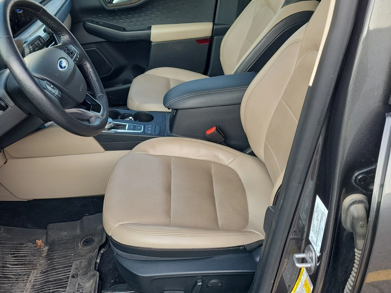 Ford Escape * TITANIUM HYBRID* * АВТОКРЕДИТ* * ЦЕНА ДО БЪЛГАРИ - изображение 9