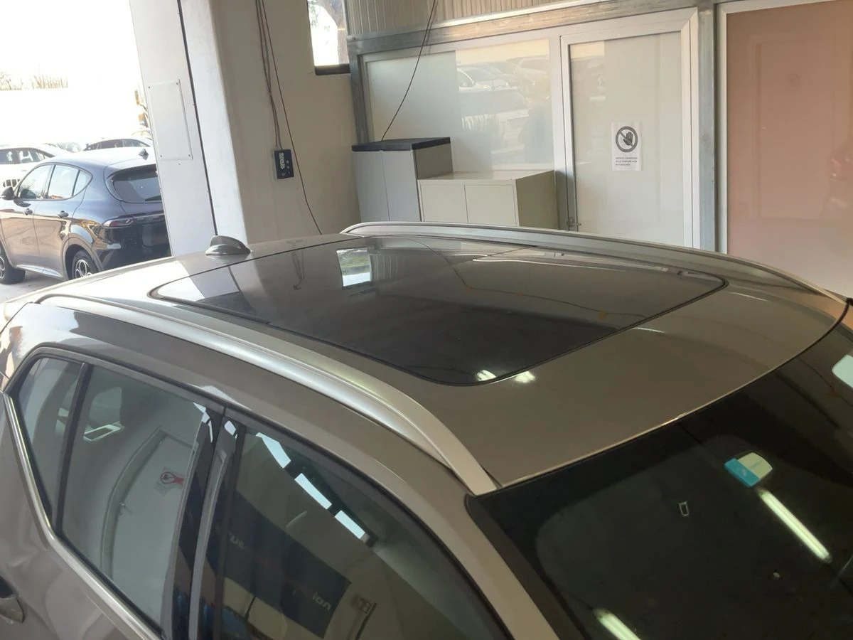 Volvo XC40 Inscription Гаранция 9м//4x4/Panorama/Keyless/Кожа - изображение 6