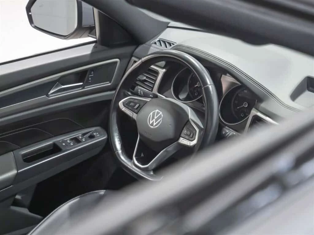 VW Atlas * Cross Sport Comfortline Heated Front Seats & Ste, снимка 13 - Автомобили и джипове - 53849343