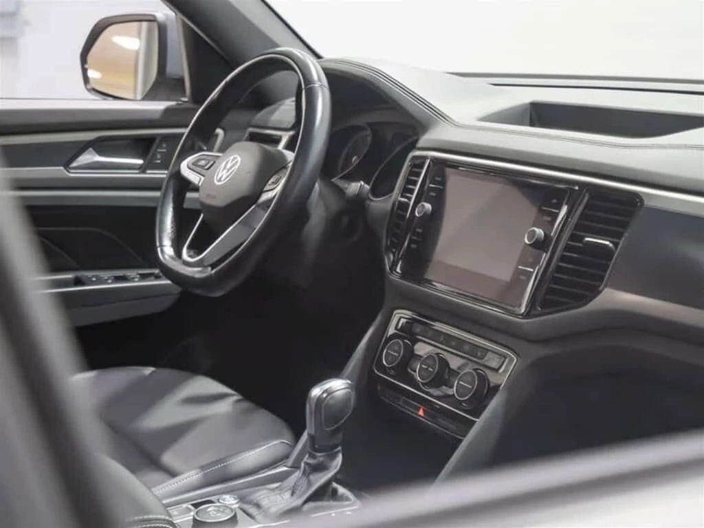 VW Atlas * Cross Sport Comfortline Heated Front Seats & Ste, снимка 14 - Автомобили и джипове - 53849343