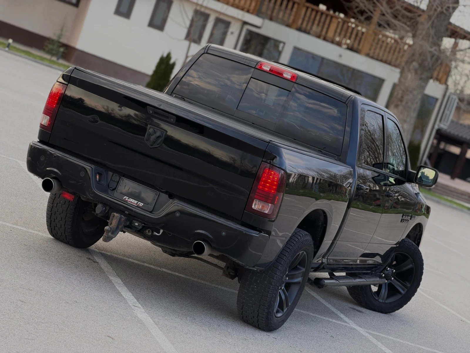 Dodge RAM 1500 5.7 Hemi/LPG/Black Edition, снимка 6 - Автомобили и джипове - 54372457