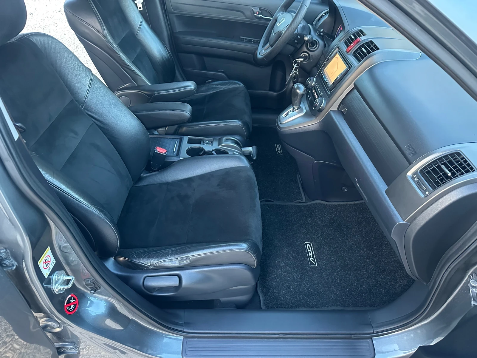 Honda Cr-v 2.2/FACELIFT/NAVI/FULL/XENON, снимка 12 - Автомобили и джипове - 54444302