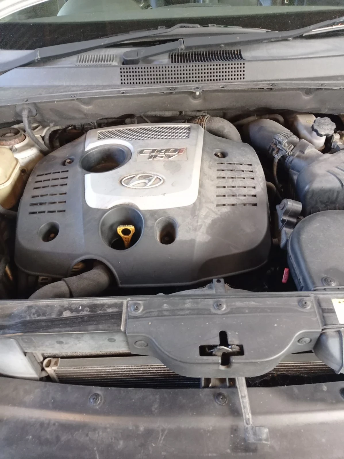 Hyundai Tucson 2.0 CRDi 140 kc, снимка 4 - Автомобили и джипове - 54444806