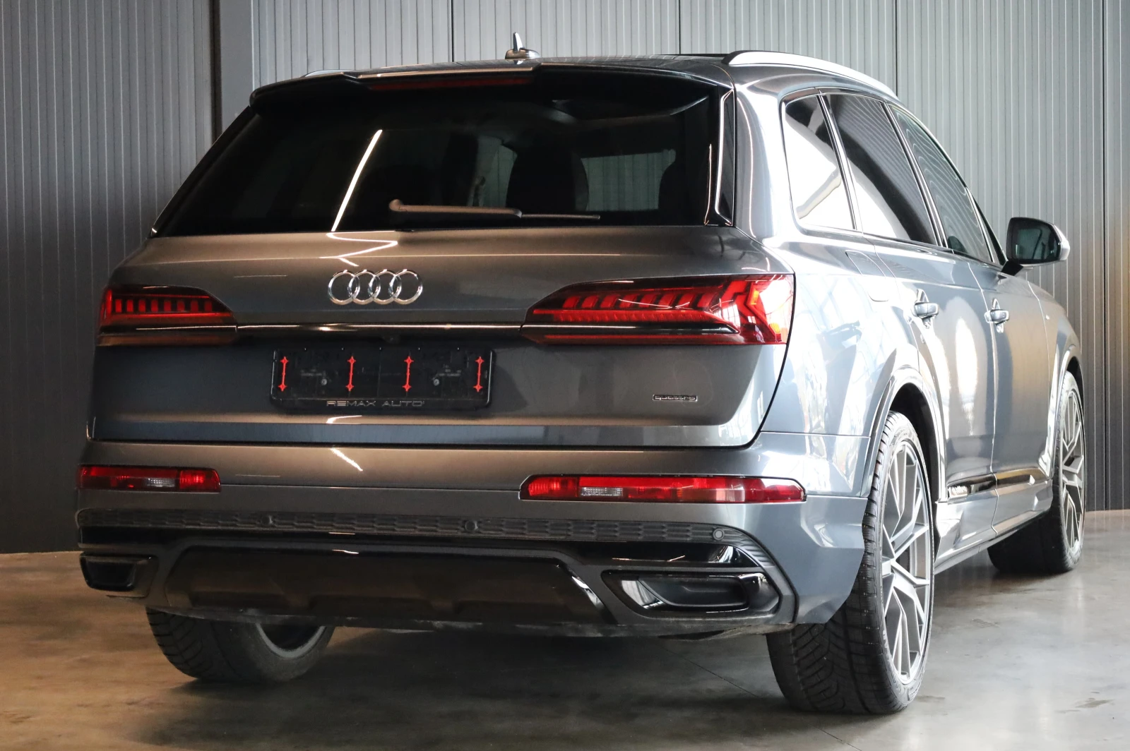 Audi Q7 2XS-LINE* MATRIX LASER LIGHTS* B&O* HEAD UP* PANO*, снимка 8 - Автомобили и джипове - 54651403