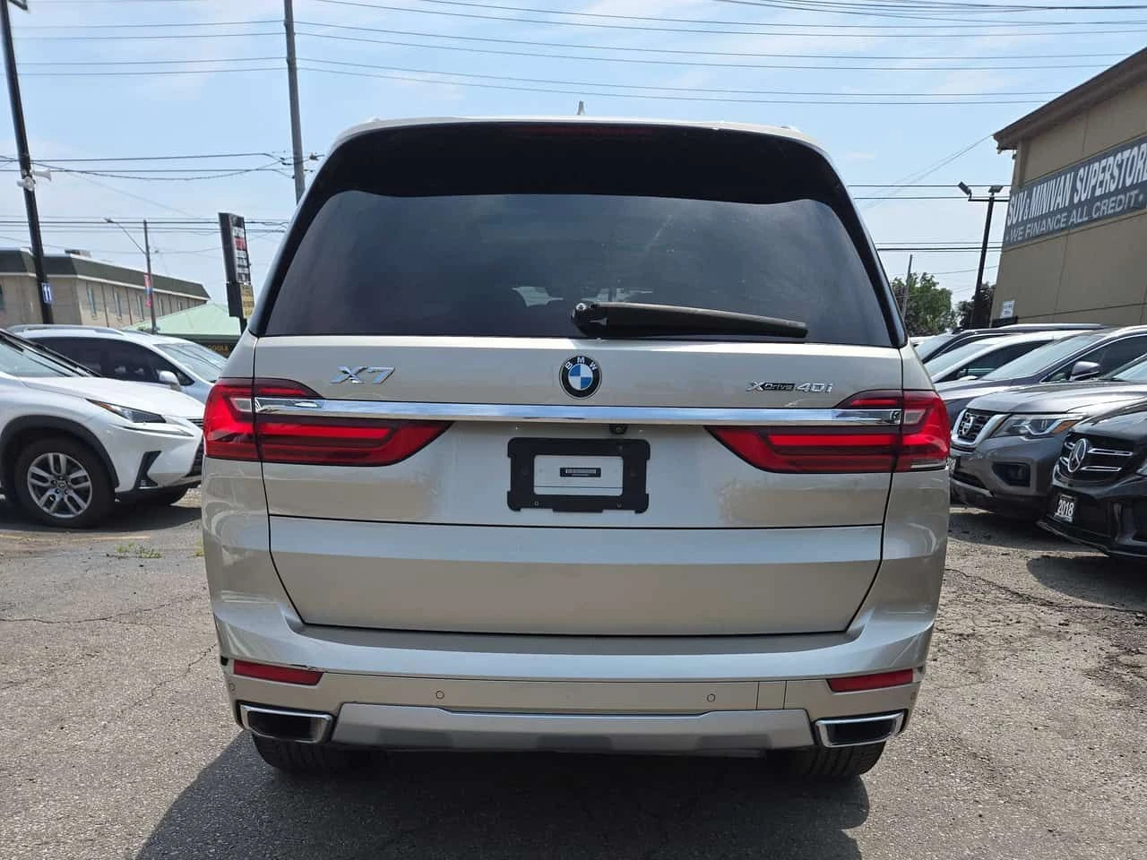BMW X7 xDrive40i | CARFAX | ���������� ��� ������������ | Mobile.bg � ����������� 5