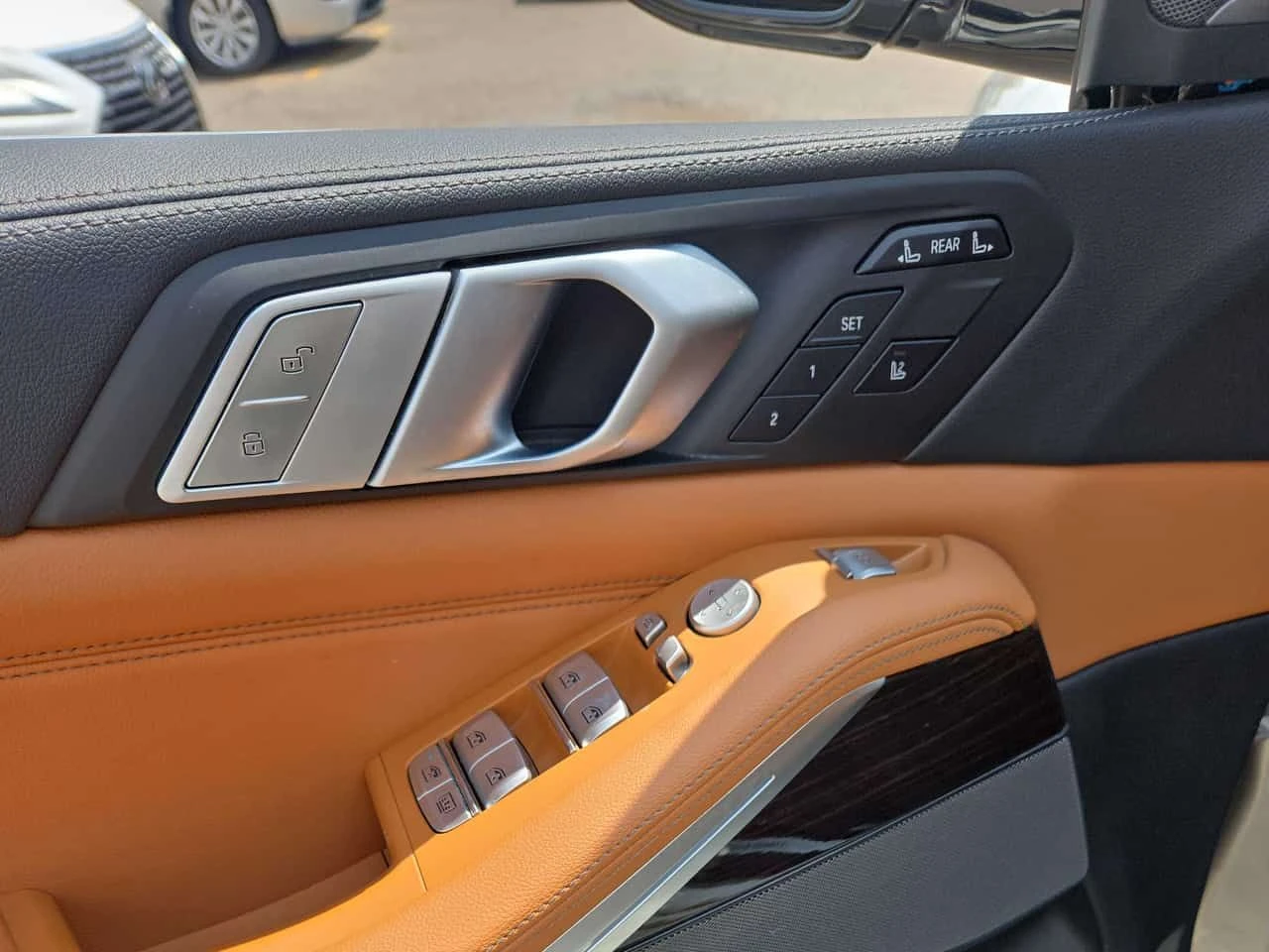 BMW X7 xDrive40i | CARFAX | ���������� ��� ������������ | Mobile.bg � ����������� 11