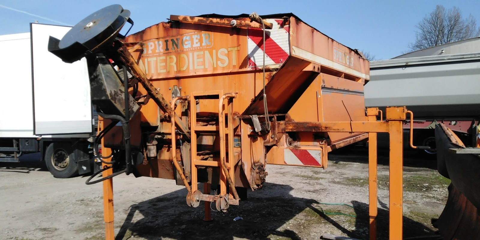 Допълнително оборудване Друг вид Песакар 3 куб. С лента 2005г., снимка 3 - Индустриална техника - 53687588