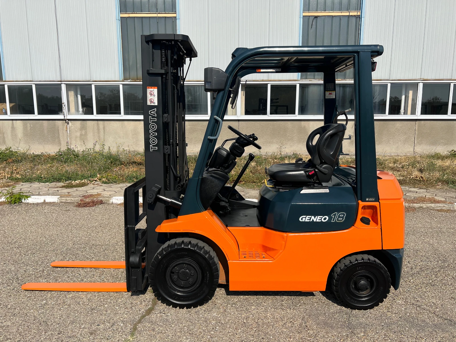  Toyota 1.8  /  / .  /  / 4.7 | Mobile.bg   2