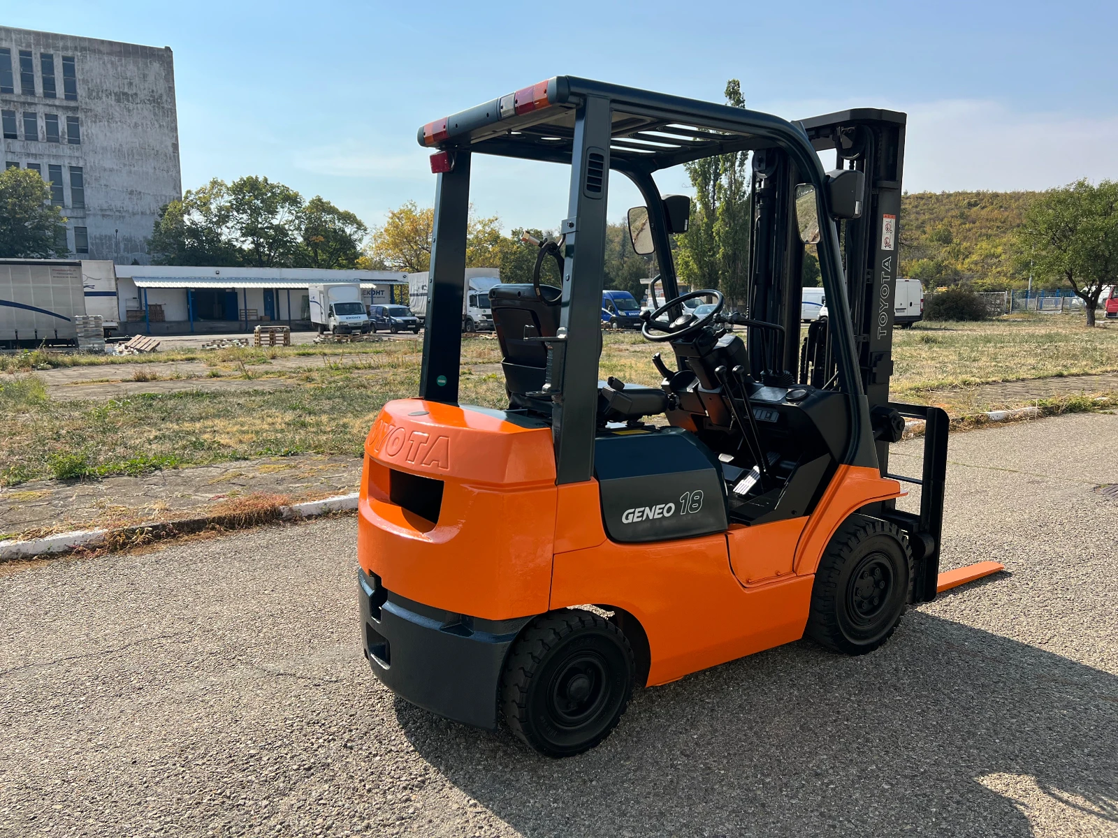  Toyota 1.8  /  / .  /  / 4.7 | Mobile.bg   5