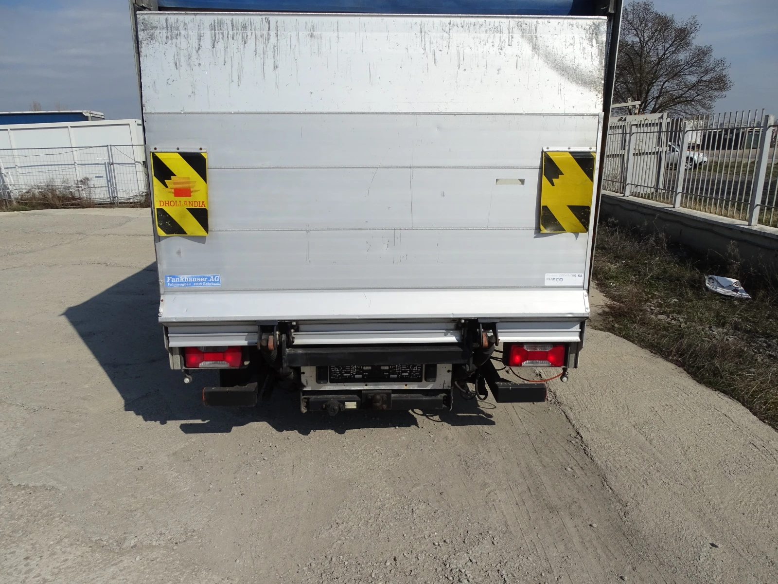 ПАДАЩ БОРД  DHOLLANDIA-750 kg