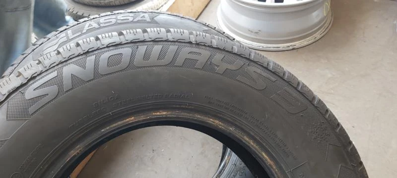 Гуми Зимни 175/80R14, снимка 8 - Гуми и джанти - 33054861