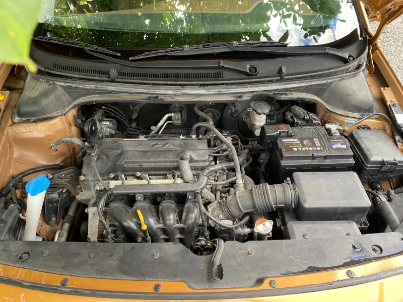 Hyundai I20 1.3i-84k.s, снимка 16 - Автомобили и джипове - 41963269