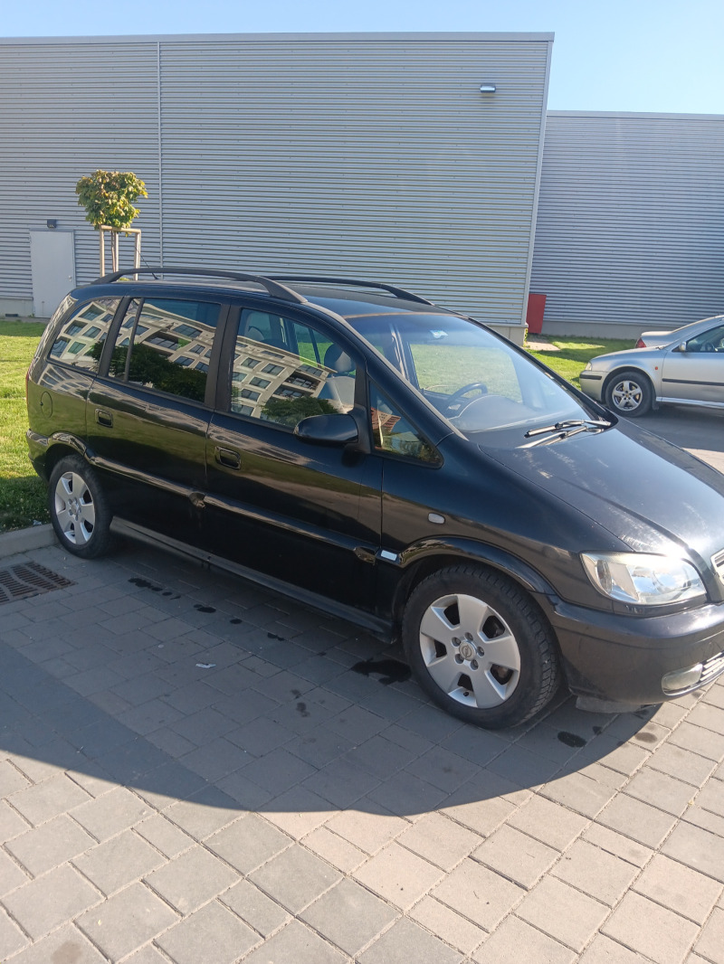 Opel Zafira 1.6 Метан, снимка 2 - Автомобили и джипове - 44348660