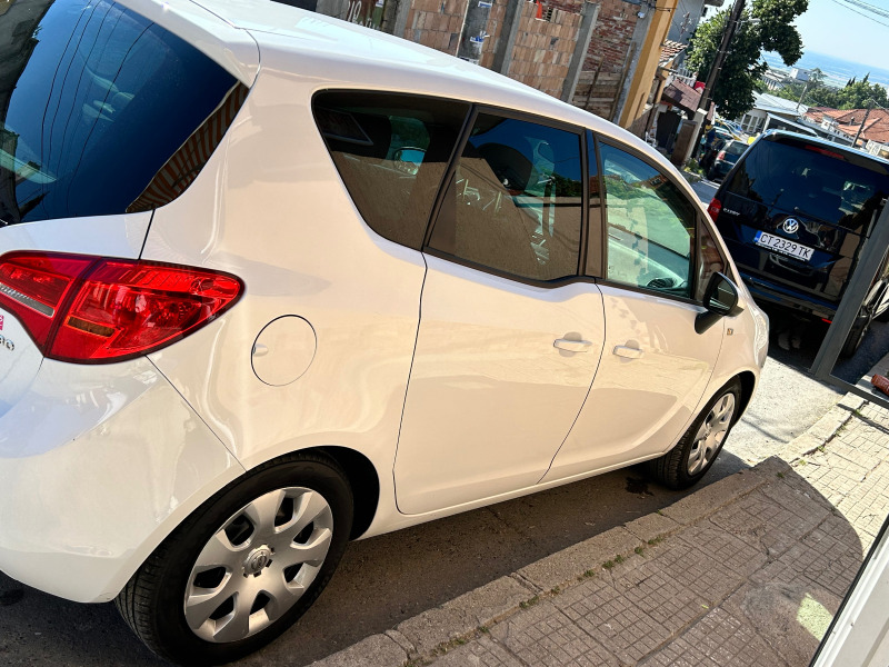 Opel Meriva, снимка 3 - Автомобили и джипове - 46226435