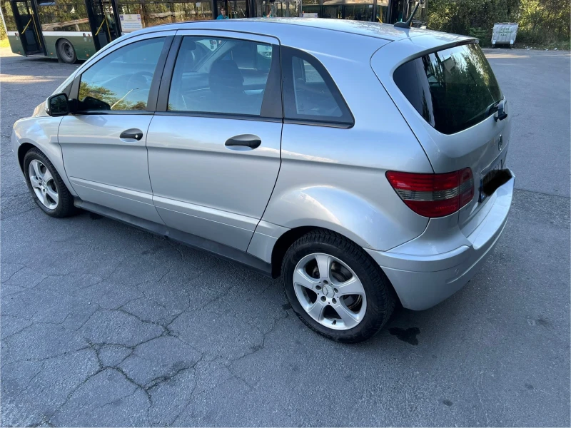 Mercedes-Benz B 180 B180 CDI 109 hp, снимка 4 - Автомобили и джипове - 47361445