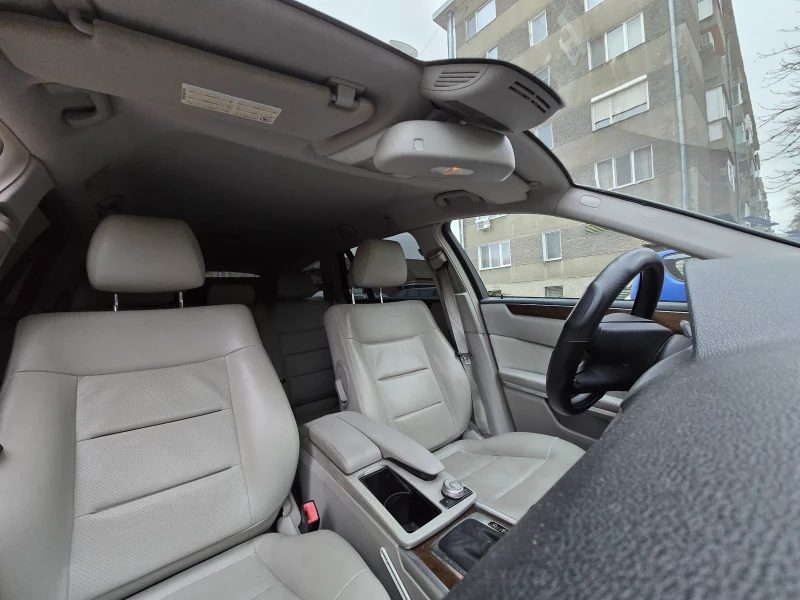 Mercedes-Benz E 220 CDI, снимка 14 - Автомобили и джипове - 48101477