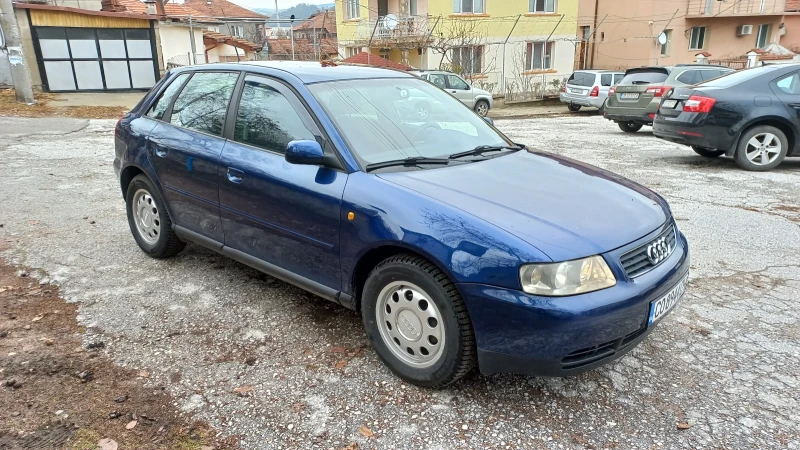 Audi A3 1.6i, снимка 7 - Автомобили и джипове - 48415090