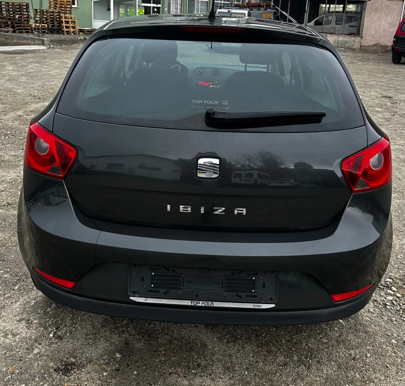 Seat Ibiza, снимка 5 - Автомобили и джипове - 48495757