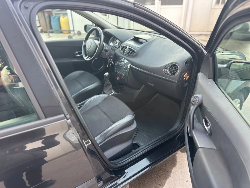 Renault Clio 1.5/86кс кожа, климатроник, снимка 12 - Автомобили и джипове - 48769772