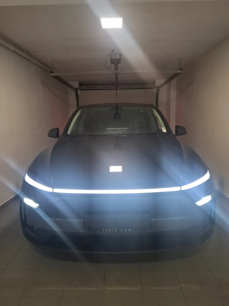 Tesla Model Y JUNIPER LONG RANGE DUAL MOTOR - НОВ, снимка 13 - Автомобили и джипове - 53014117