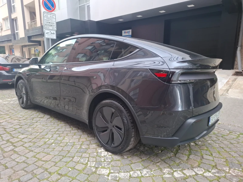 Tesla Model Y JUNIPER LONG RANGE DUAL MOTOR - НОВ, снимка 4 - Автомобили и джипове - 53014117