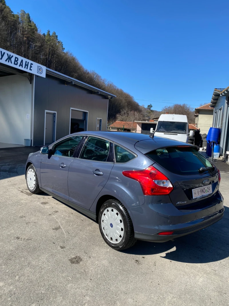 Ford Focus 1.6, снимка 4 - Автомобили и джипове - 49377814