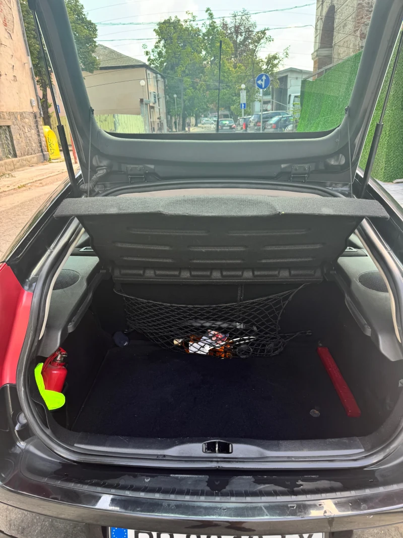 Citroen C4 1.6HDI, снимка 3 - Автомобили и джипове - 52592251