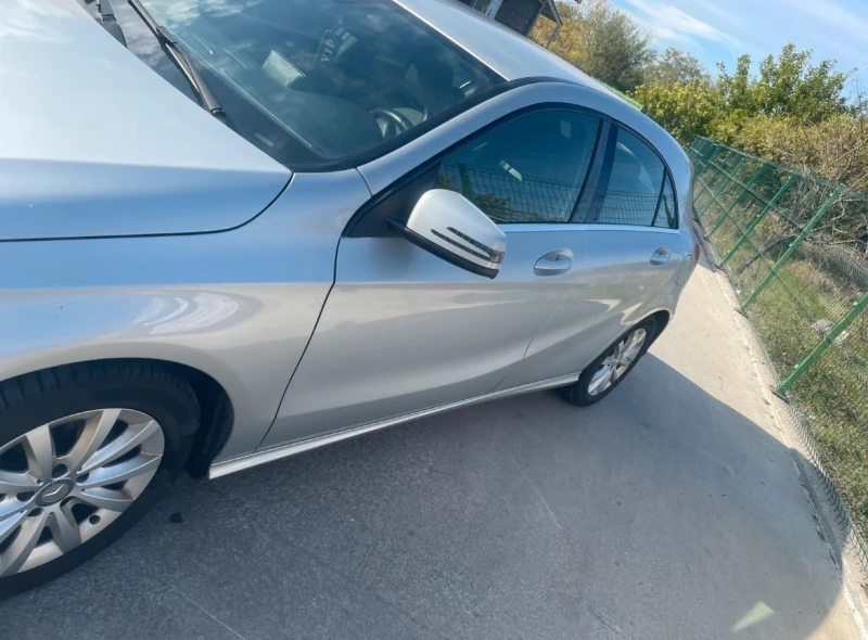 Mercedes-Benz A 180, снимка 4 - Автомобили и джипове - 52148686